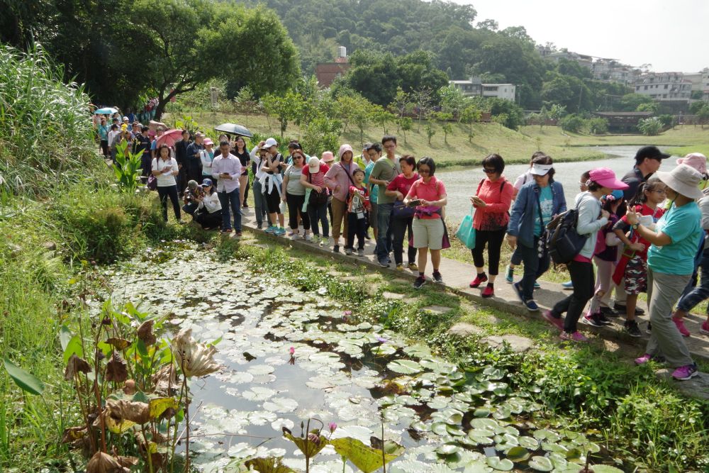百人公益健行賀校慶 暨基金會獎學金頒發